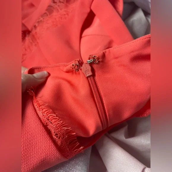 BCBGeneration pleated sleeveless deep v mini dress in Coralwine size 4 - Picture 8 of 14